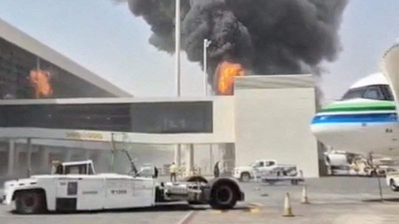 One Killed, 11 Injured in Second Houthi Strike on Riyadh Airport in Two Days